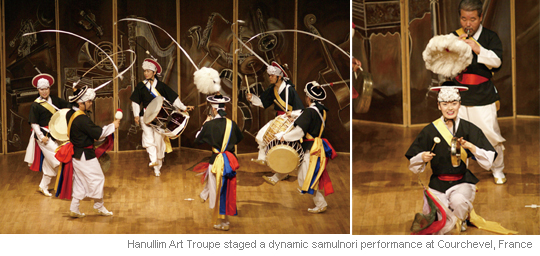 Samulnori Strikes a Chord with Classical Music Devotees