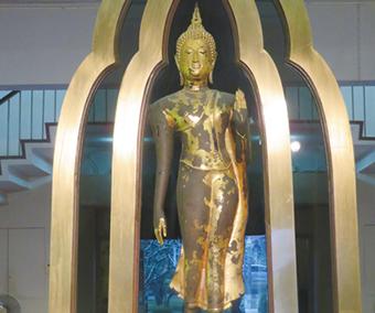 Walking Toward Mankind: Walking Buddha Statues of the Sukhothai Era