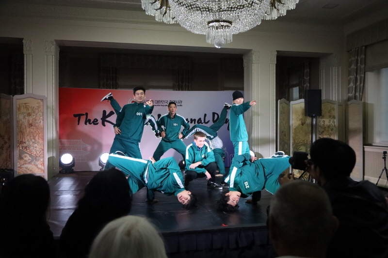 Korean B-boy <font color='red'>Crew</font> Performs in Seattle and Anchorage, U.S.